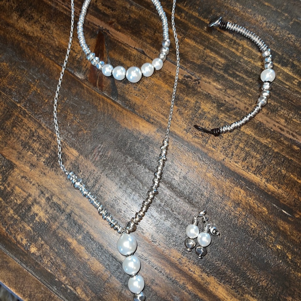 Uno de 50 jewelry set